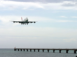 ヒコーキ光画館 - B747-300で那覇/下地島を飛んできた！