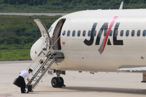 JAL MD-81 エアステア