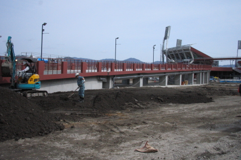 建設中のマツダスタジアム