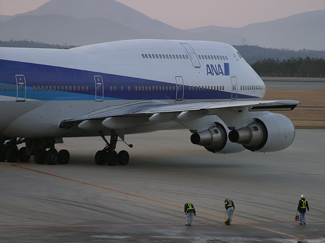 ANA - Boeing 747-400D