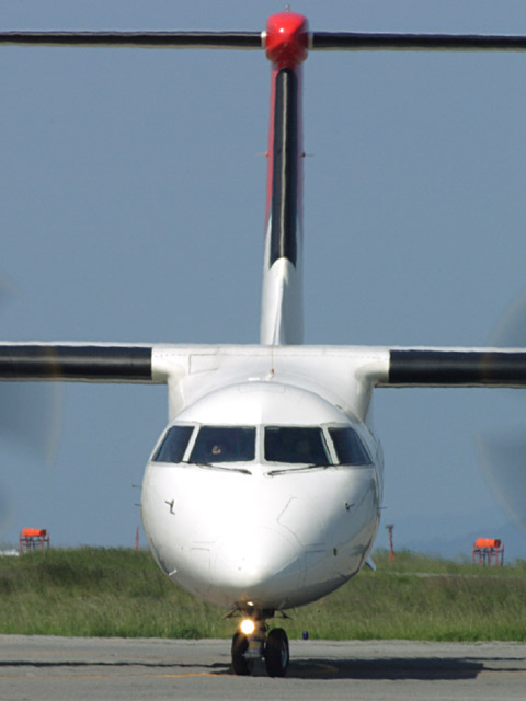 JAC - Bombardier DHC-8-Q400