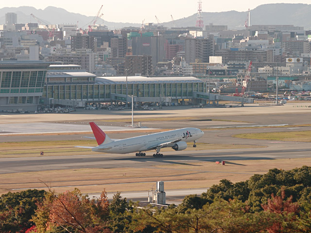 JAL - Boeing 777-200