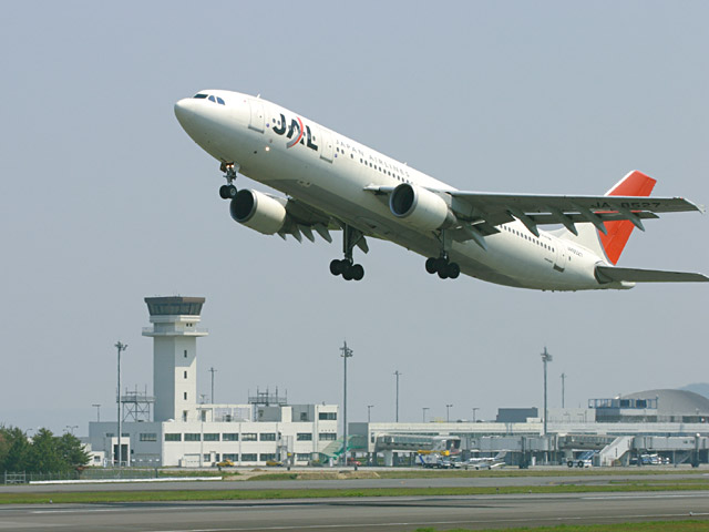 JAL - Airbus A300-600R(JA8527)
