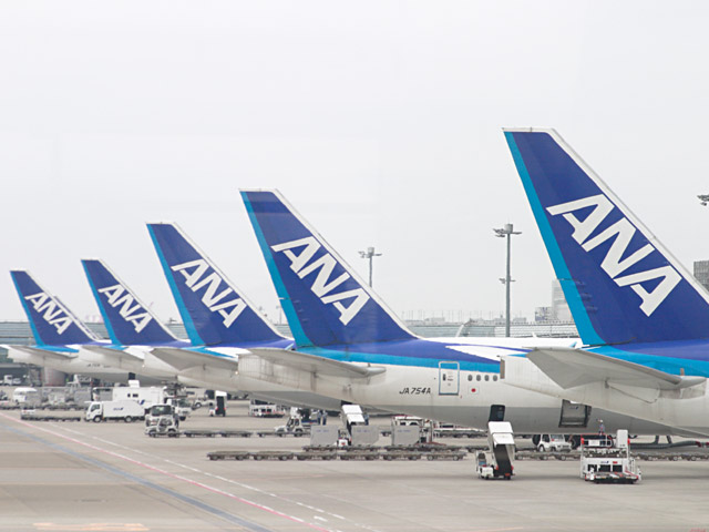 ANA - Boeing 777-300(JA754A)