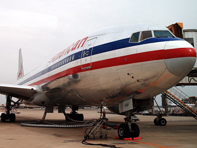 AAL - Boeing 777-200ER(N784AN)