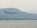 長崎空港を対岸から撮ってみた ANA/772